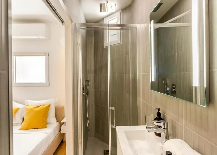 1 Bdr Bourse -opera With Ac Apart Otel Paris