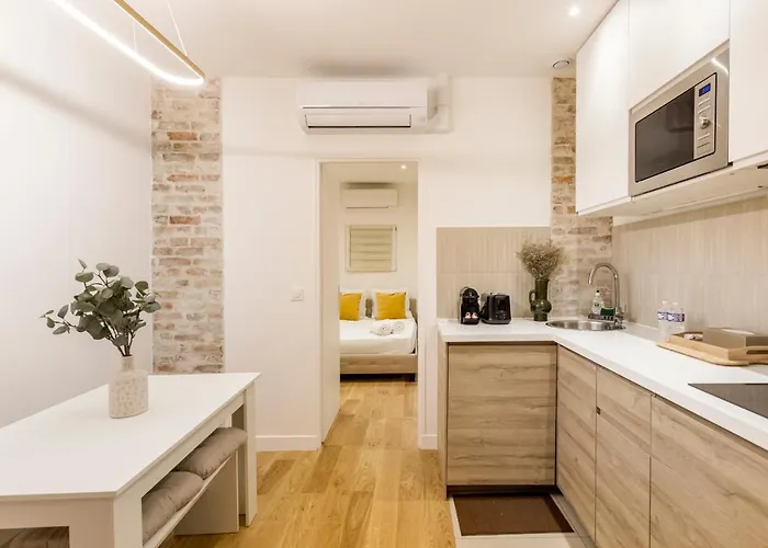 1 Bdr Bourse -opera With Ac 3*